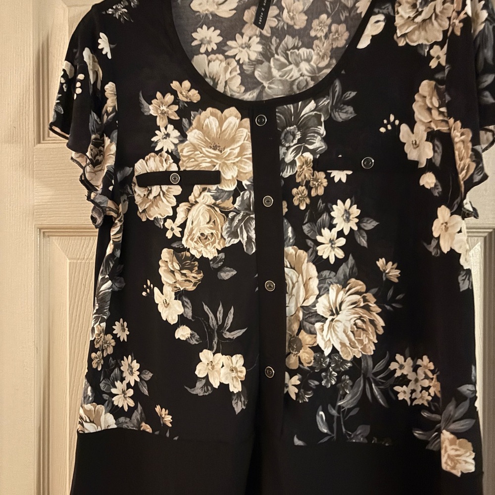 Ladies flower shirt